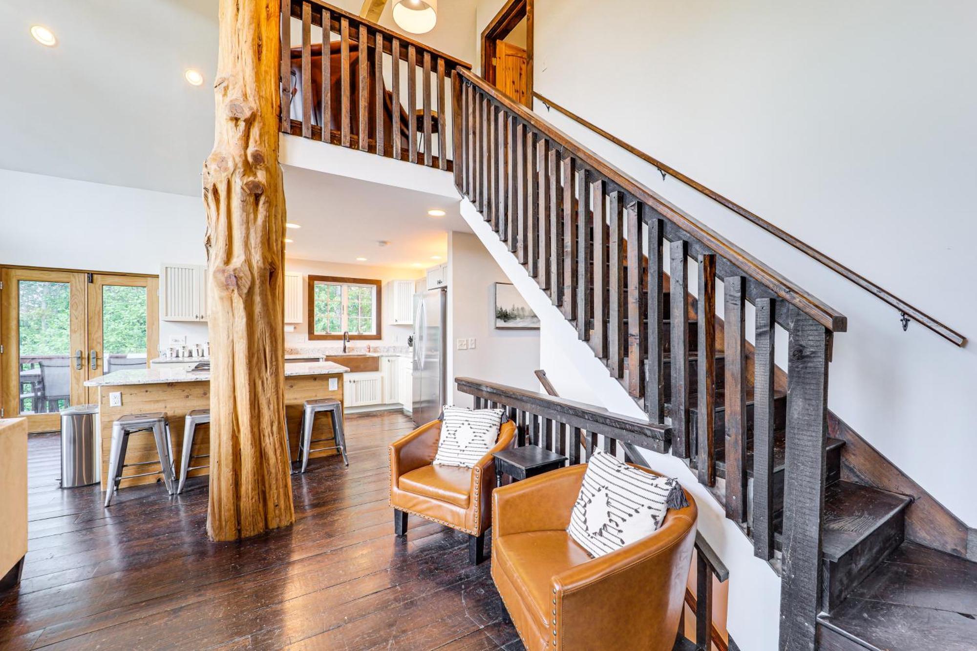 Luxe Appalachian Mountain Cabin With Hot Tub, Views Warrensville Kültér fotó